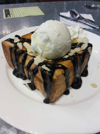 Bitter*sweet Homemade Ice Cream The Walk Nakhonsawan